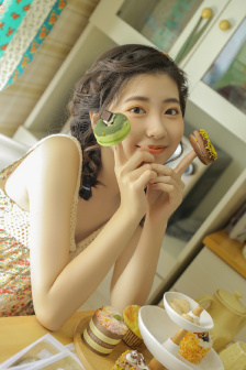 女人的泳衣款式